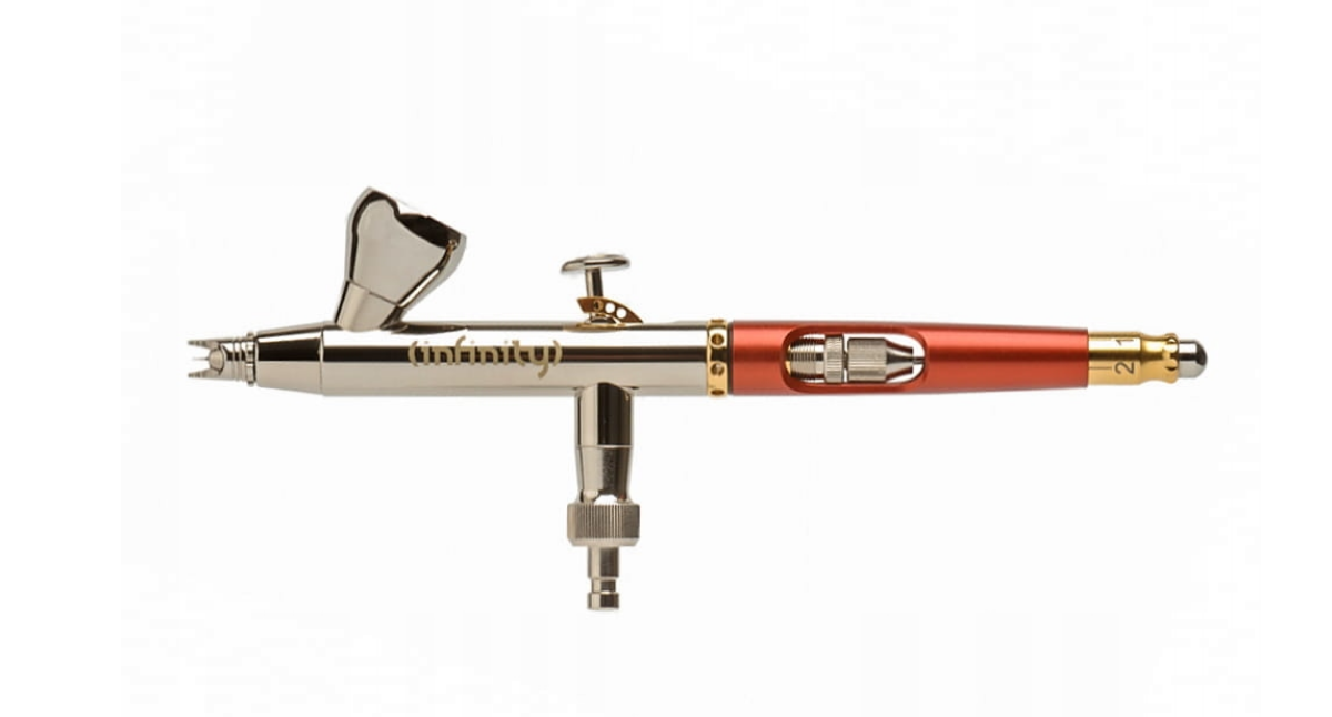 Aerograf Harder & Steenbeck Infinity Solo. Špičková technologie airbrush s triskou 0,15mm