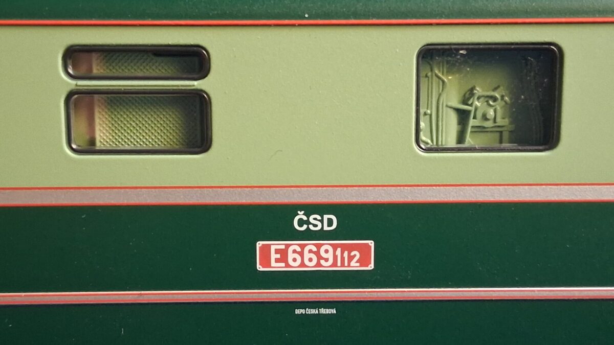 PIKO E669.1 alias 181 012-6 „Šestikolák“ se výrobci opravdu podařil